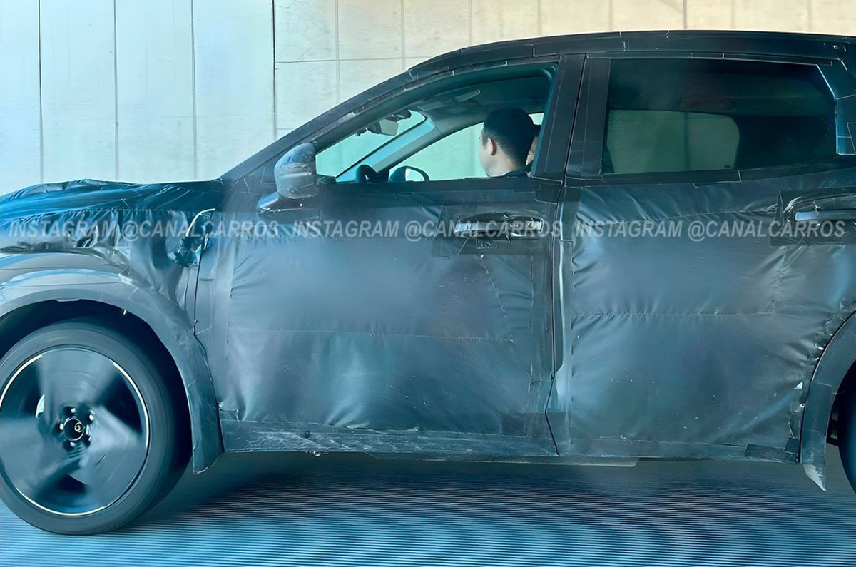 Next-Gen Nissan Kicks spied 